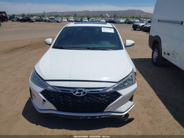 Hyundai ELANTRA Sport