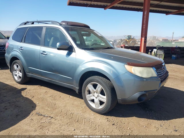 Salvage Subaru Forester Image