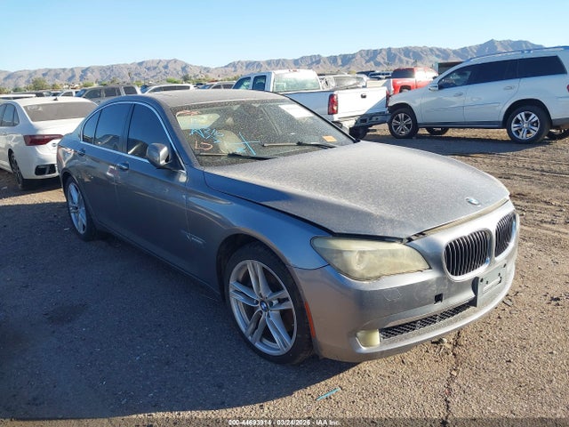 Salvage BMW 7 Series Image