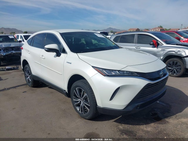 Salvage Toyota Venza Image