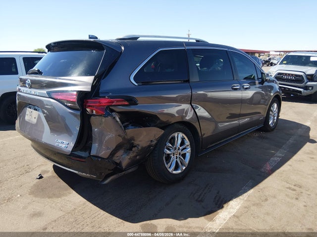 Toyota Sienna Limited