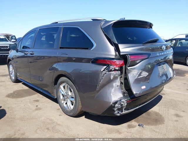 Toyota Sienna Limited