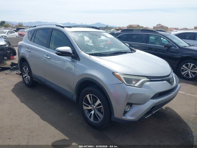 Salvage Toyota RAV4 Image