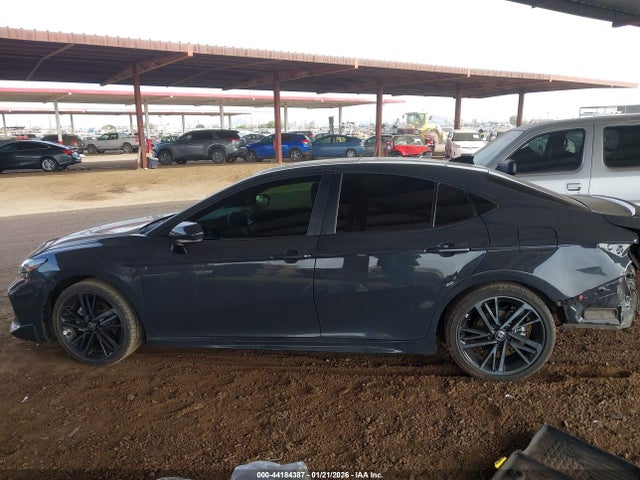 Toyota Camry Xse