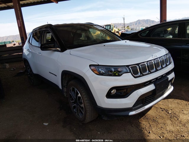 Salvage Jeep Compass Image