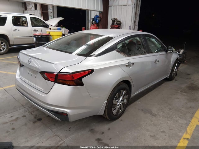 Nissan Altima S Fwd