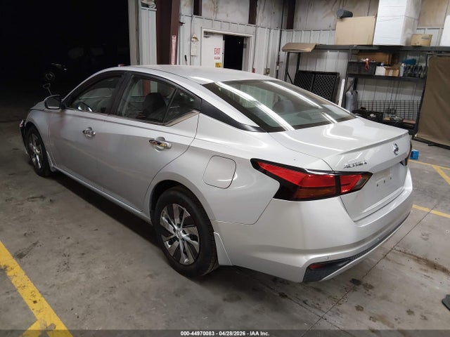 Nissan Altima S Fwd