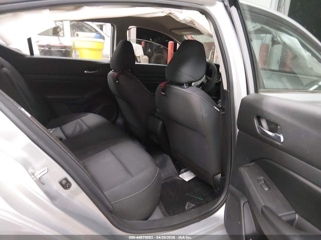 Nissan Altima S Fwd