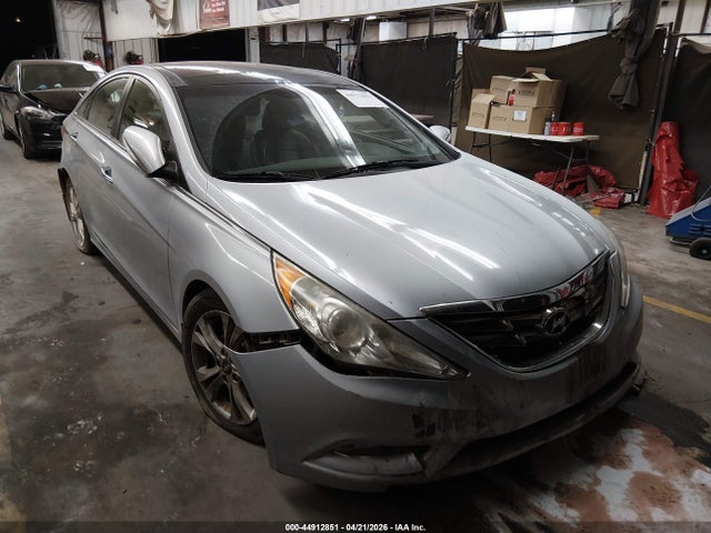 Salvage Hyundai SONATA Image