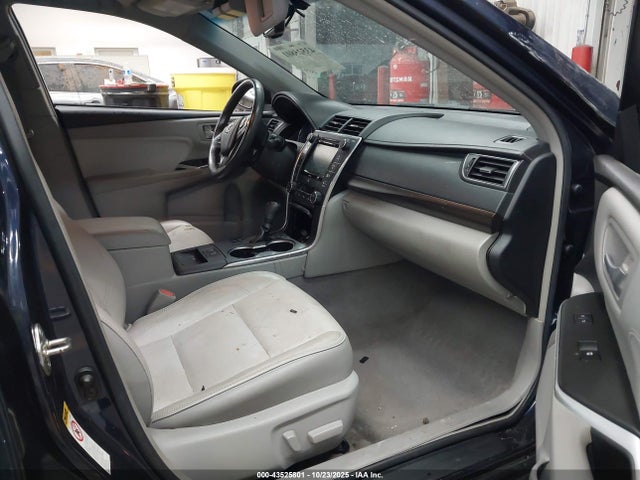 Toyota Camry Xle