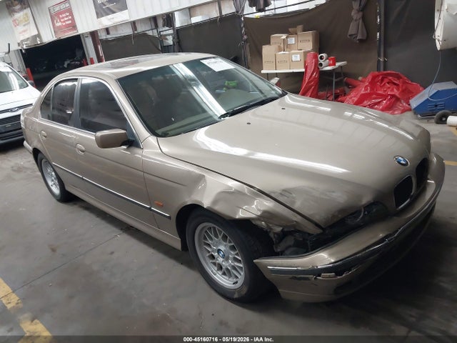 Salvage BMW 5 Series Image