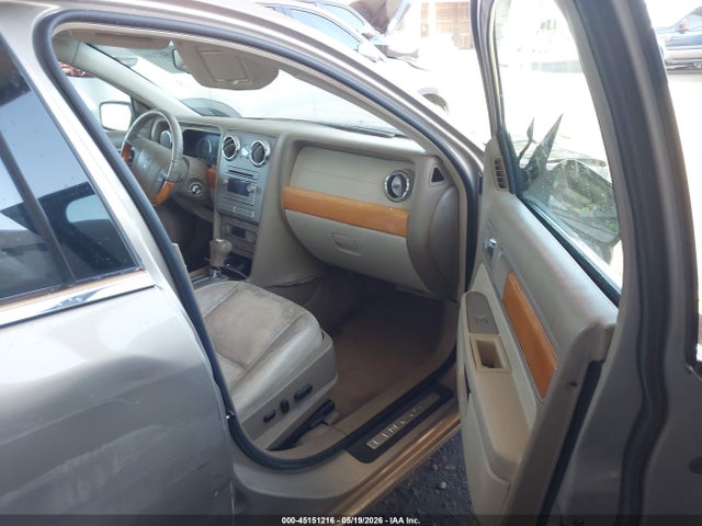 Lincoln MKZ