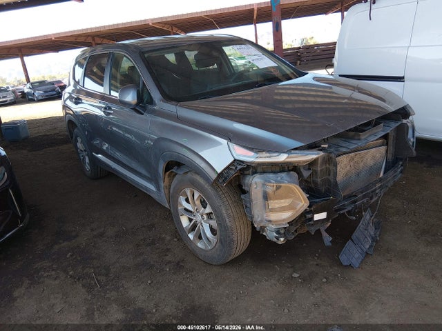 Salvage Hyundai SANTA FE Image