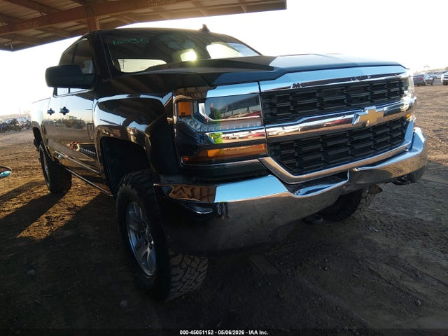 Salvage Chevrolet Silverado 1500 Image