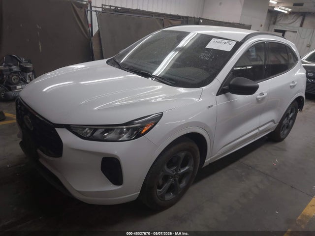 Ford Escape St-line