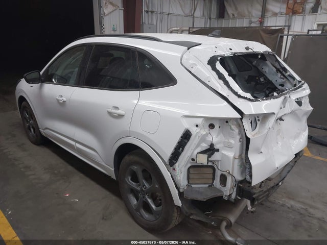 Ford Escape St-line