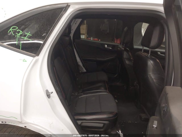 Ford Escape St-line