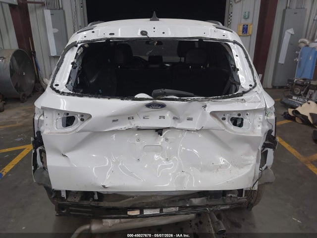 Ford Escape St-line