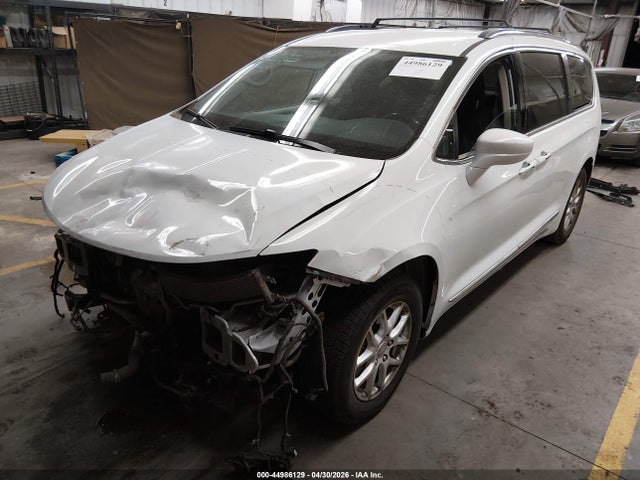 Chrysler Pacifica Touring L
