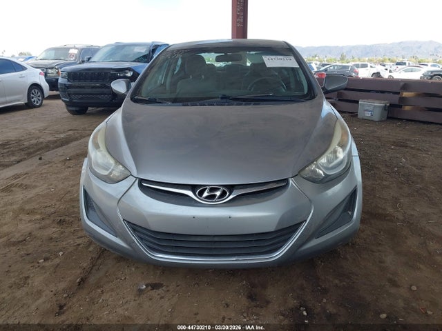 Hyundai ELANTRA Se