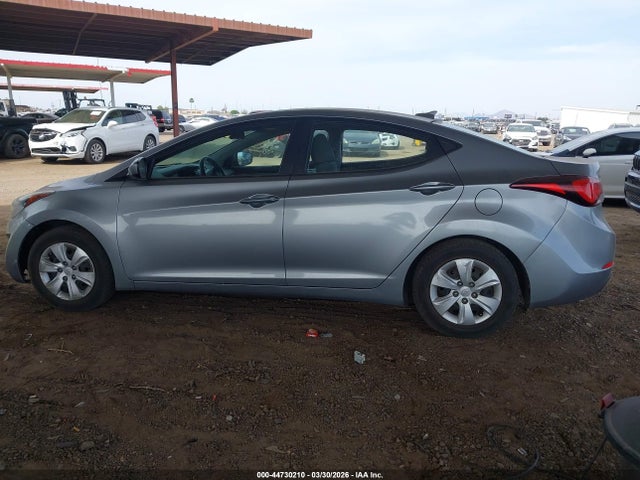 Hyundai ELANTRA Se