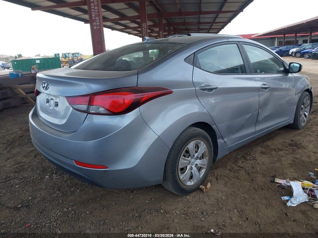 Hyundai ELANTRA Se