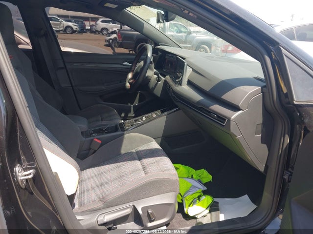 Volkswagen Golf 2.0t Se