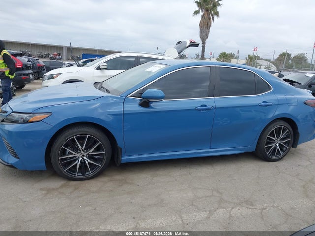 Toyota Camry Se