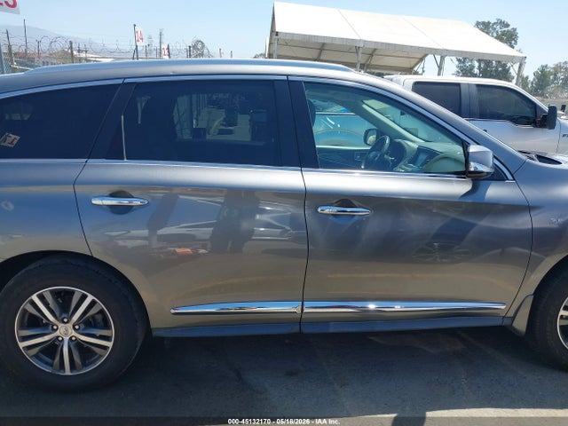 INFINITI Qx Luxe Awd