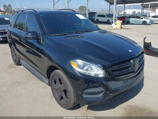 Salvage Mercedes-Benz GLE Image