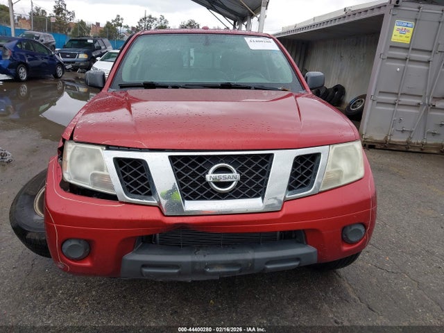 Nissan Frontier Sv