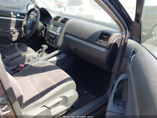 Volkswagen Jetta S