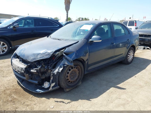 Volkswagen Jetta S