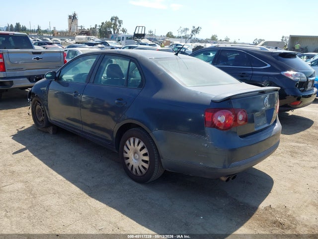 Volkswagen Jetta S