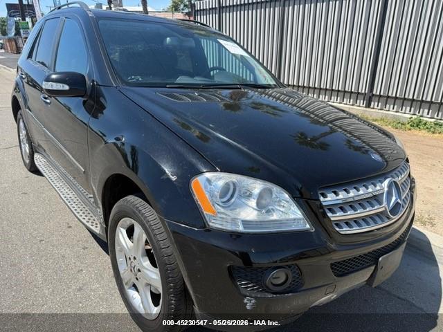 Salvage Mercedes-Benz M-Class Image