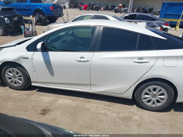Toyota Prius Le