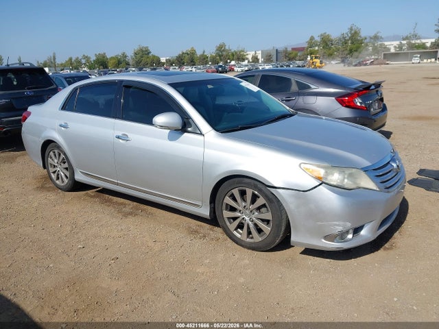 Salvage Toyota Avalon Image