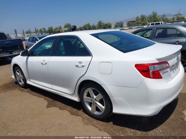 Toyota Camry Se