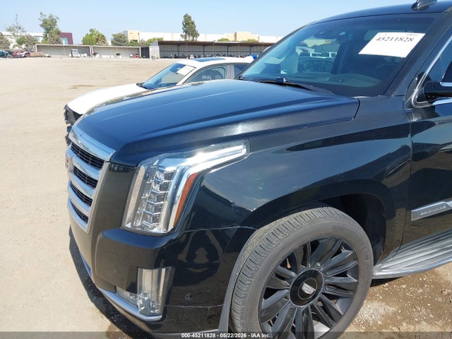 Cadillac Escalade Luxury