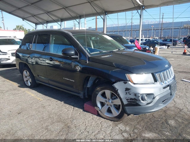 Salvage Jeep Compass Image