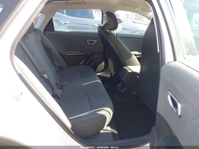Kia K4 Lx