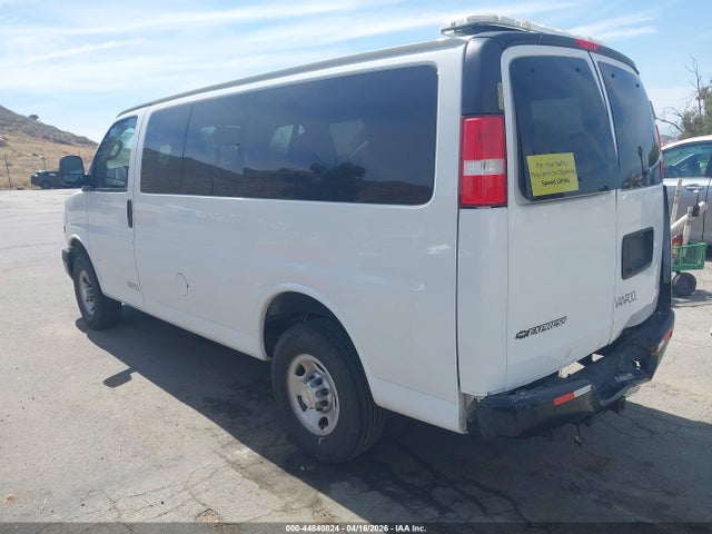 Chevrolet Express Rwd 3500 Regular Wheelbase Ls