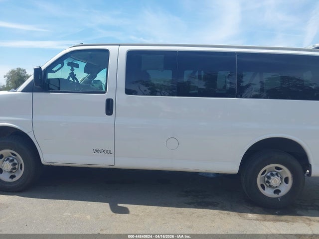 Chevrolet Express Rwd 3500 Regular Wheelbase Ls