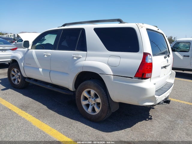 Toyota 4Runner Sport V8