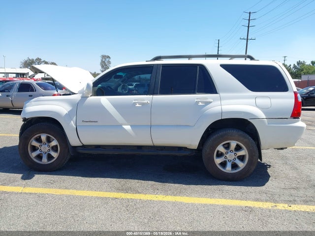 Toyota 4Runner Sport V8