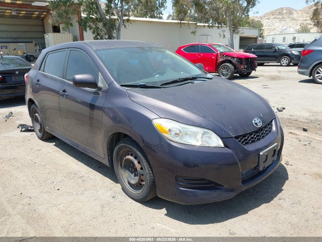 Salvage Toyota Matrix Image