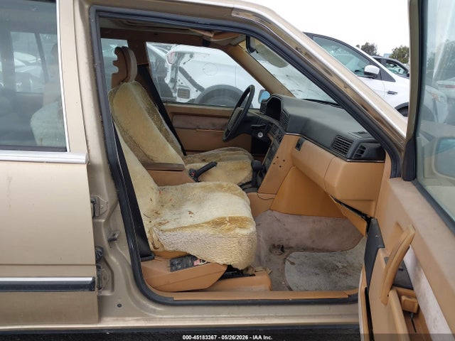 Volvo 760