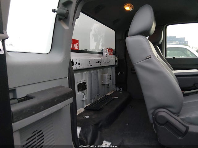 Ford F-250 Xl