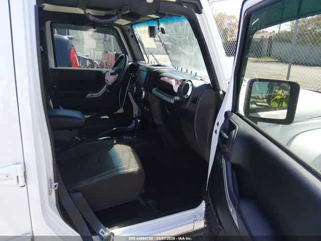 Jeep Wrangler Sahara 4x4