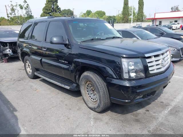 Salvage Cadillac Escalade Image